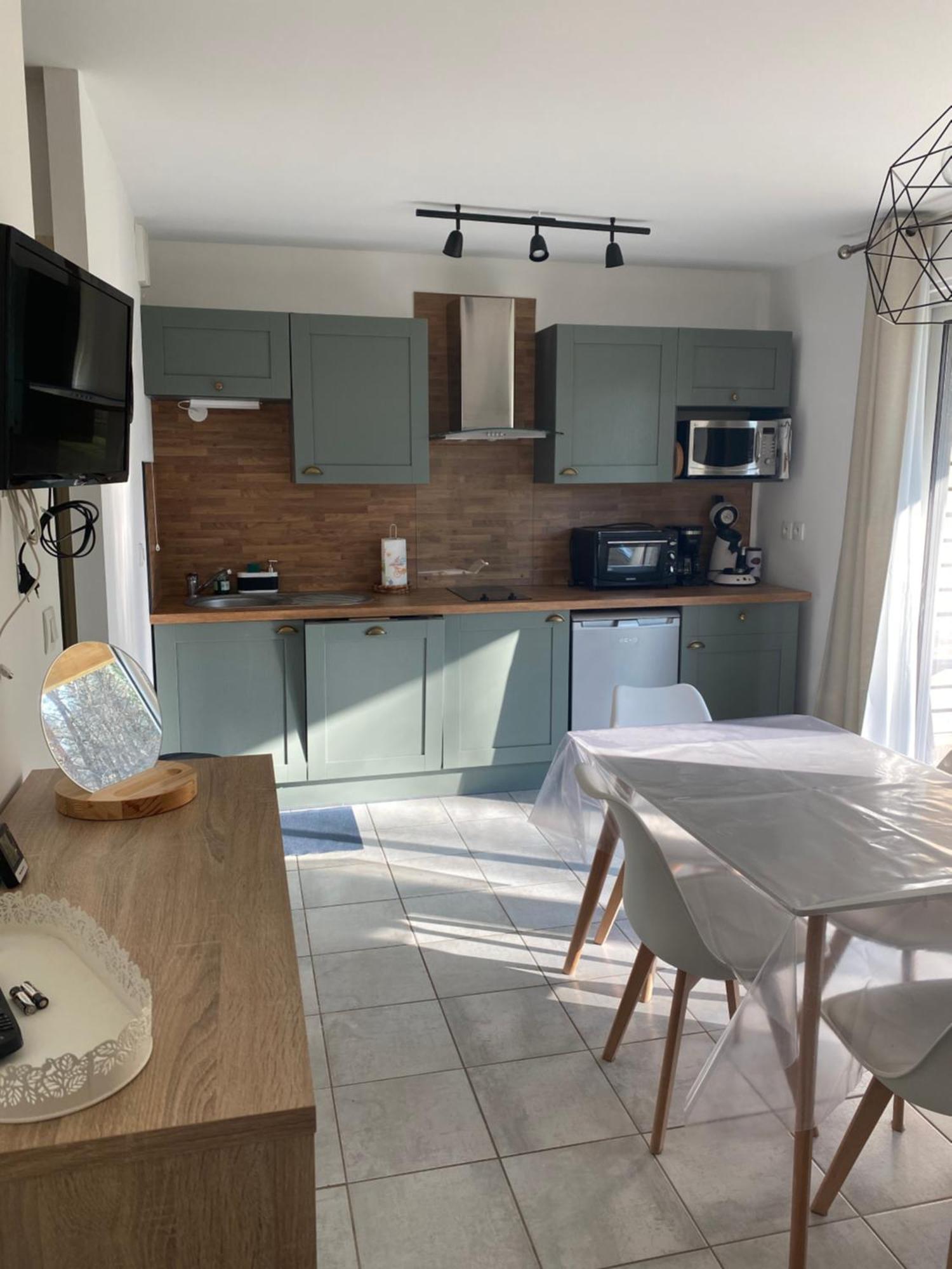 Ou Cnpe - 2-3 Pers - Le Relais Du Plessis - Richelieu * Chaveignes